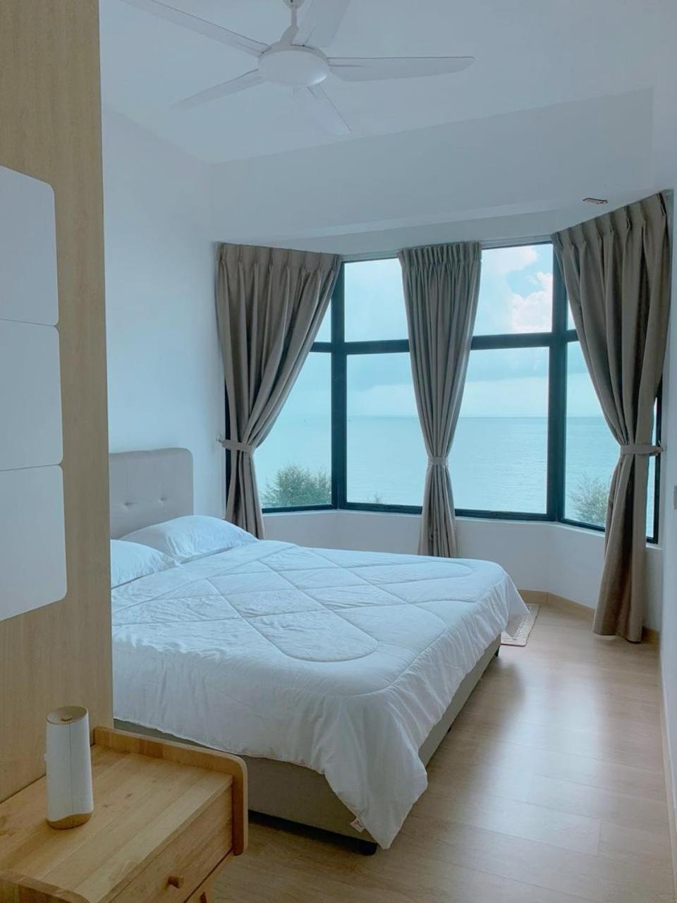 Pantai Puteri Melaka - Seaview 2 Bedroom Tanjung Kling Exterior photo